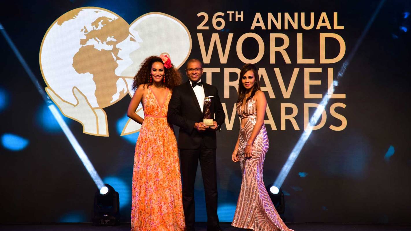 World Travel Awards: The Westin Maldives Miriandhoo Resort erhält „Indian Ocean’s Leading New Resort Award 2019“