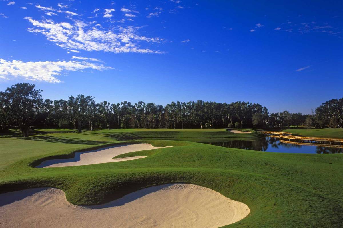 The Breakers Palm Beach – der Ort, an dem Weltklasse-Golflehrer wie John Webster den Swing der Gäste verbessern